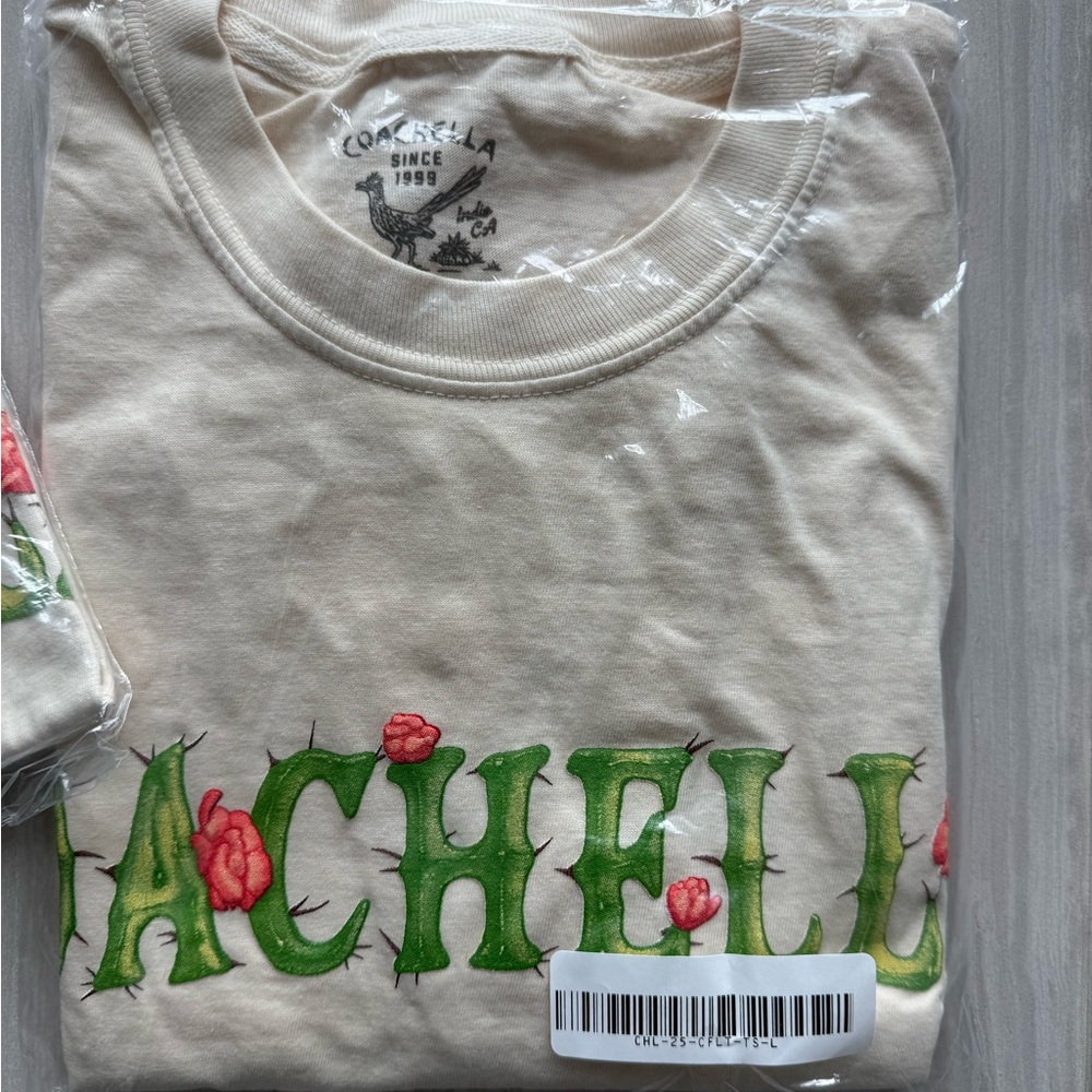 Coachella • Cactus Flower 2025 Lineup Tee - Picture 2 of 9